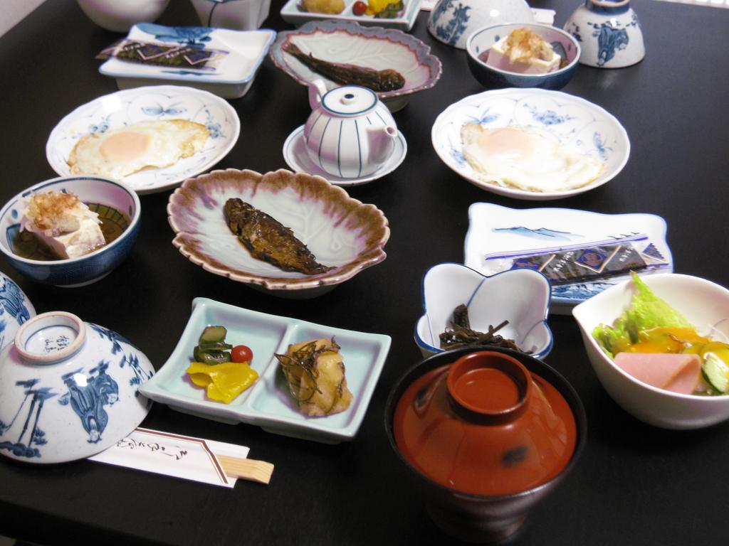 Manshuya Gujo Bagian luar foto